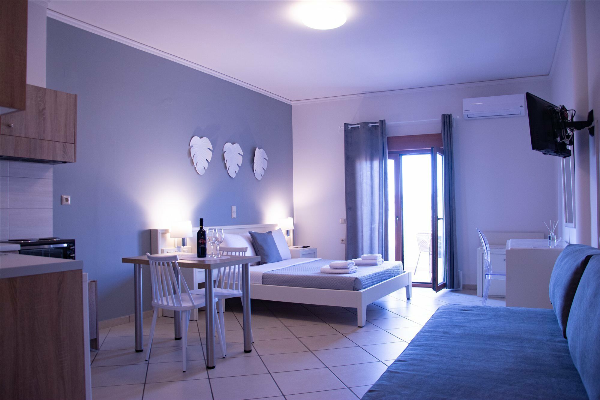 Horizon Apartments ปลาเตเนียส ภายนอก รูปภาพ