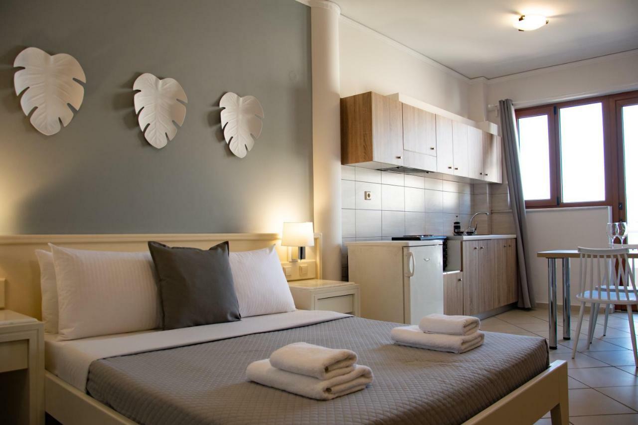 Horizon Apartments ปลาเตเนียส ภายนอก รูปภาพ