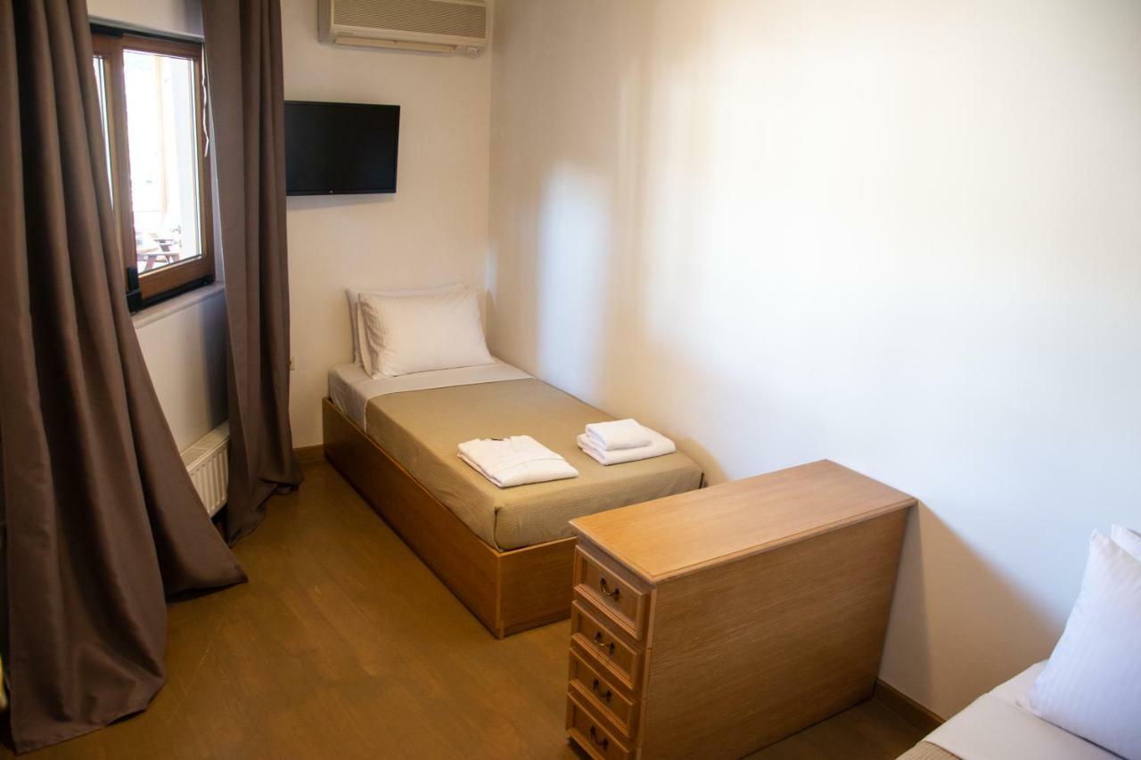 Horizon Apartments ปลาเตเนียส ภายนอก รูปภาพ
