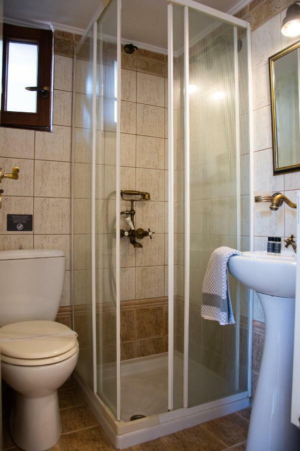 Horizon Apartments ปลาเตเนียส ภายนอก รูปภาพ